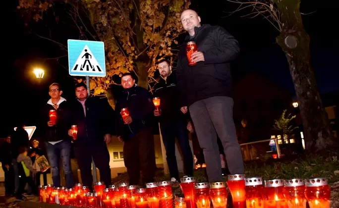 UDRUGA ALUMNI “FTRR” OBILJEŽILA DANA SJEĆANJA NA ŽRTVU VUKOVARA I ŠKABRNJE