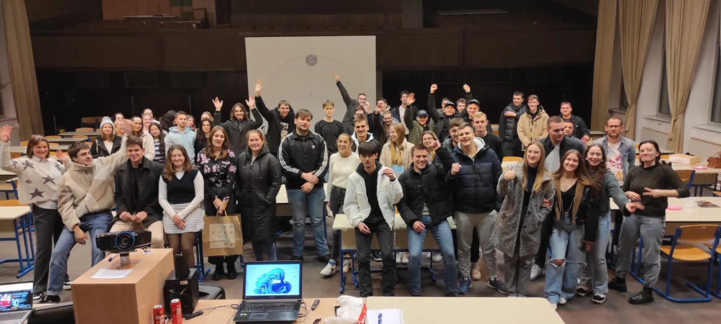 Predbožićni pub kviz FTRR-a