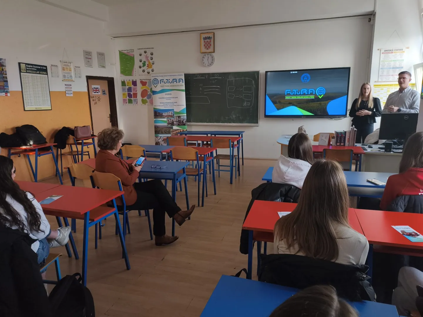 Studentski Futurra tim na prezentaciji maturantima u Novoj Gradiškoj