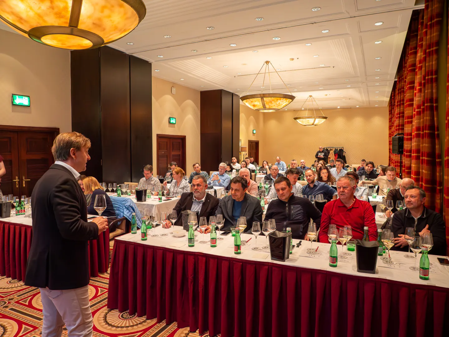 Vinart Zagreb- Graševina Vinum Academicum u društvu vrhunskih graševina Slavonije i Podunavlja