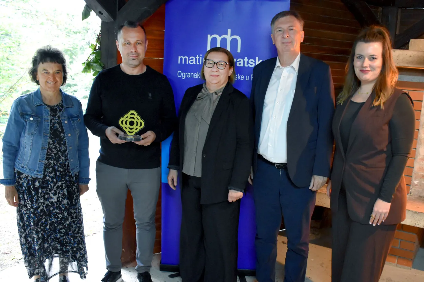 Uspješno suorganizirana večer poezije i vina sa Ogrankom Matice hrvatske Požega